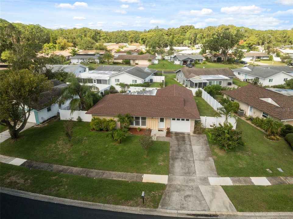 Под контрактом: $315,000 (2 спален, 2 ванн, 1294 Квадратных фут)