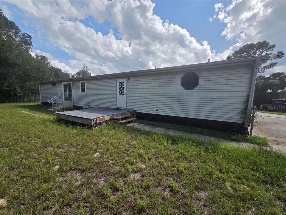 出租: $2,000 (3 贝兹, 2 浴室, 1762 平方英尺)