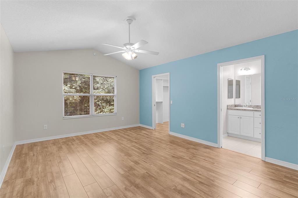 Activo con contrato: $350,000 (3 camas, 2 baños, 1501 Pies cuadrados)