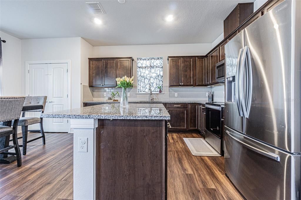 For Sale: $470,000 (4 beds, 3 baths, 2203 Square Feet)