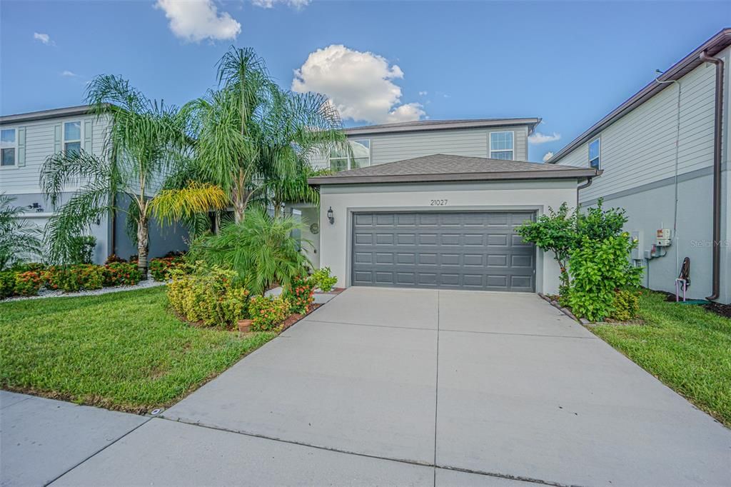 For Sale: $470,000 (4 beds, 3 baths, 2203 Square Feet)