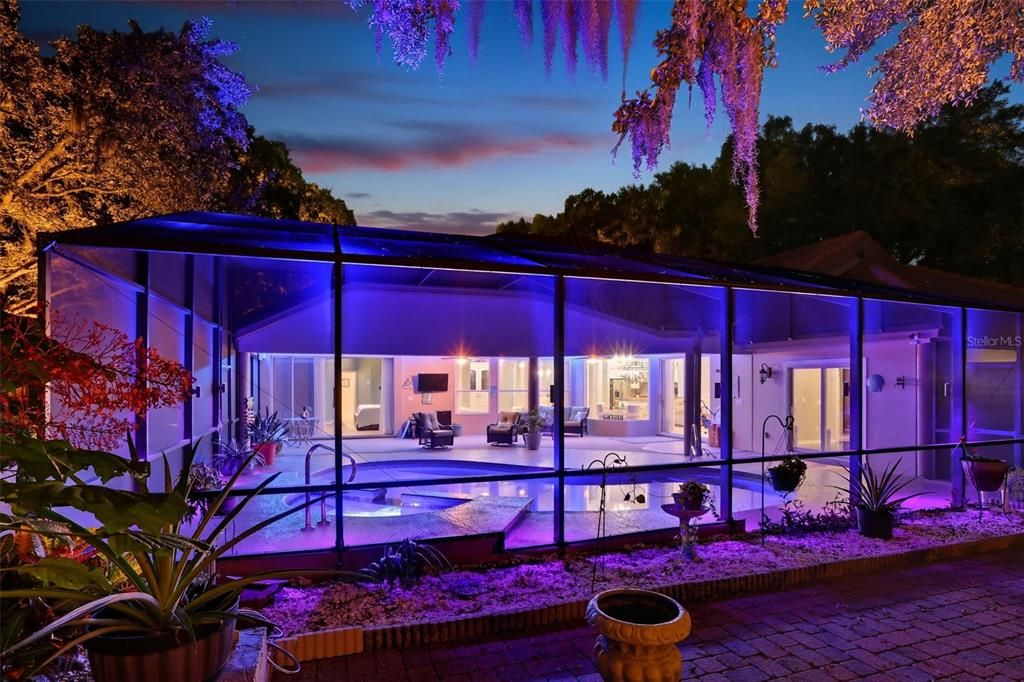 For Sale: $975,000 (5 beds, 3 baths, 3851 Square Feet)