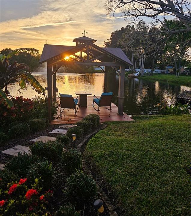 For Sale: $534,000 (4 beds, 2 baths, 1692 Square Feet)