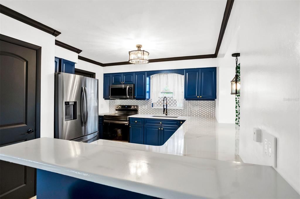 For Sale: $534,000 (4 beds, 2 baths, 1692 Square Feet)