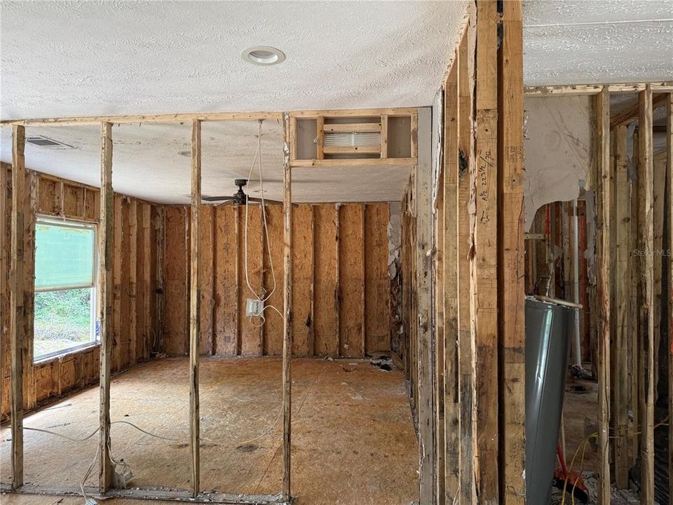 For Sale: $55,000 (3 beds, 2 baths, 1296 Square Feet)