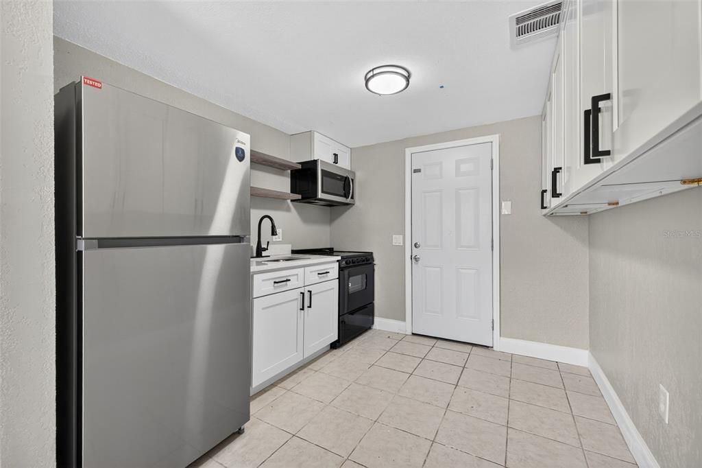 В аренду: $1,195 (2 спален, 1 ванн, 1188 Квадратных фут)