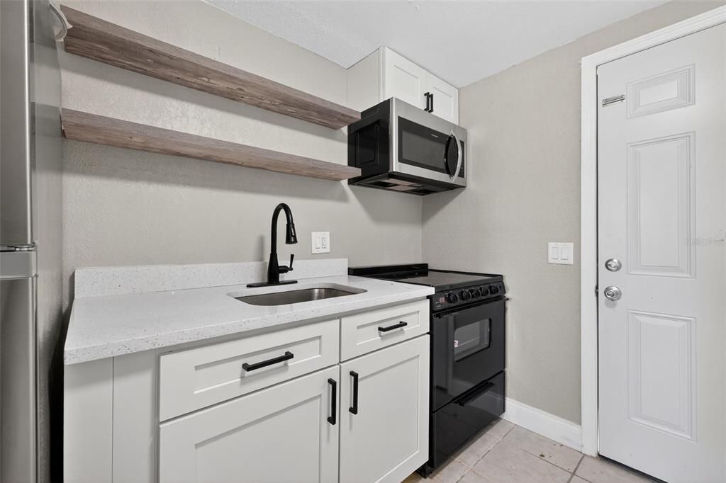 В аренду: $1,195 (2 спален, 1 ванн, 1188 Квадратных фут)