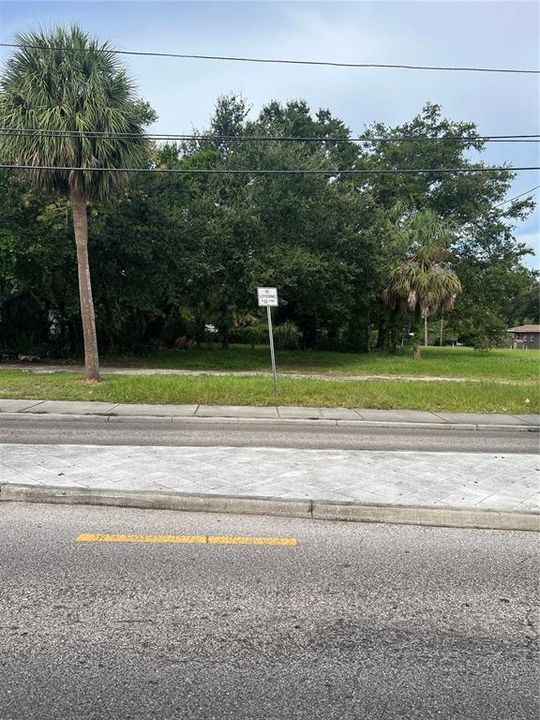 待售: $99,999 (0.10 acres)