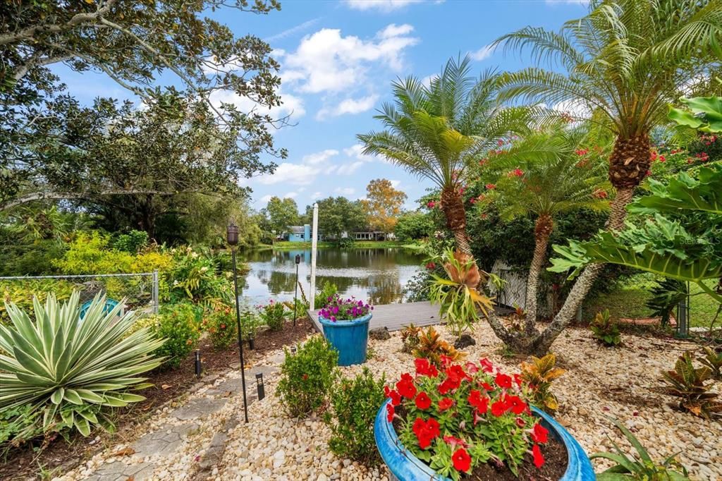 Active With Contract: $408,000 (3 beds, 2 baths, 1681 Square Feet)