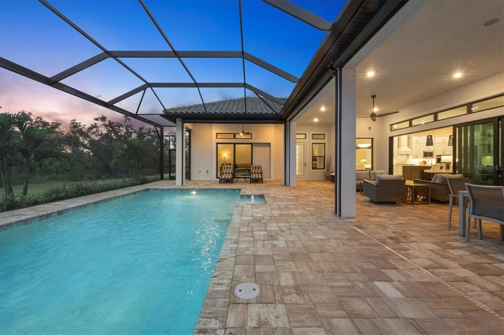 En Venta: $2,035,000 (3 camas, 3 baños, 3662 Pies cuadrados)