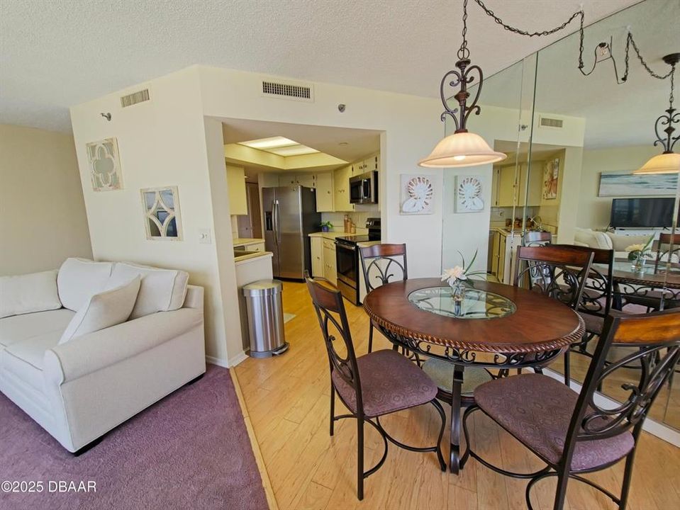 En Venta: $169,900 (1 camas, 1 baños, 1010 Pies cuadrados)