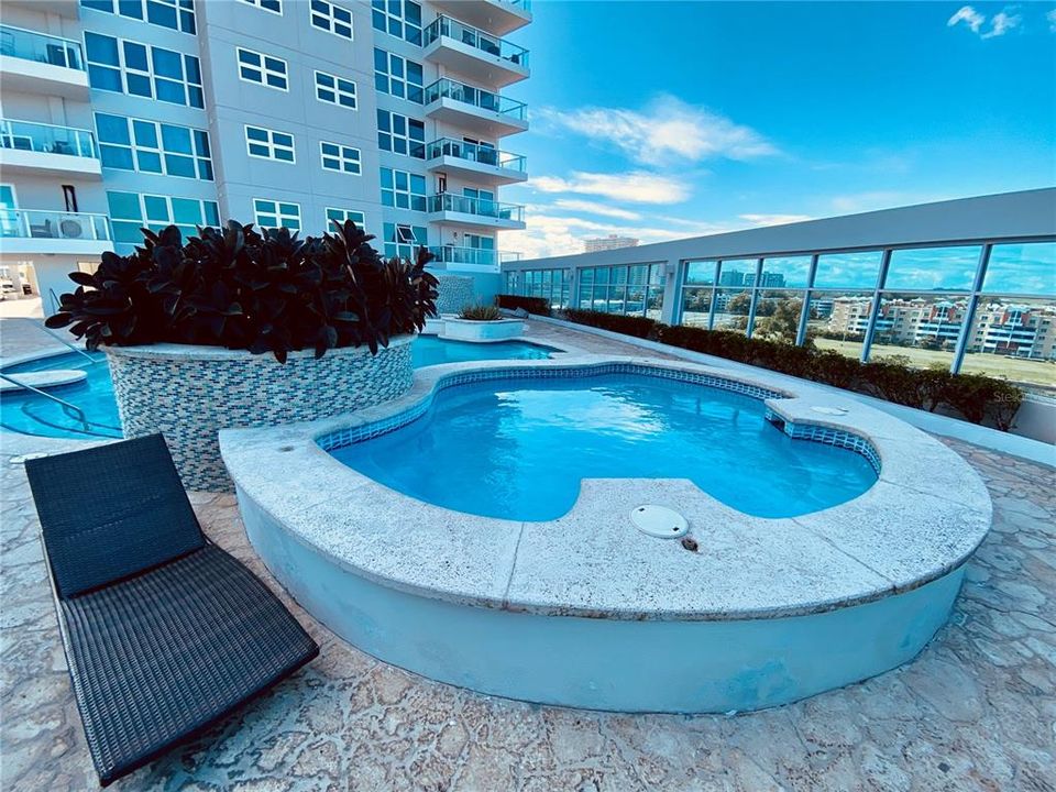 Activo con contrato: $670,000 (3 camas, 2 baños, 1781 Pies cuadrados)