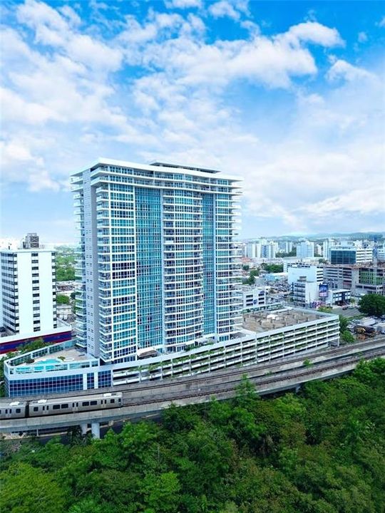 Activo con contrato: $670,000 (3 camas, 2 baños, 1781 Pies cuadrados)