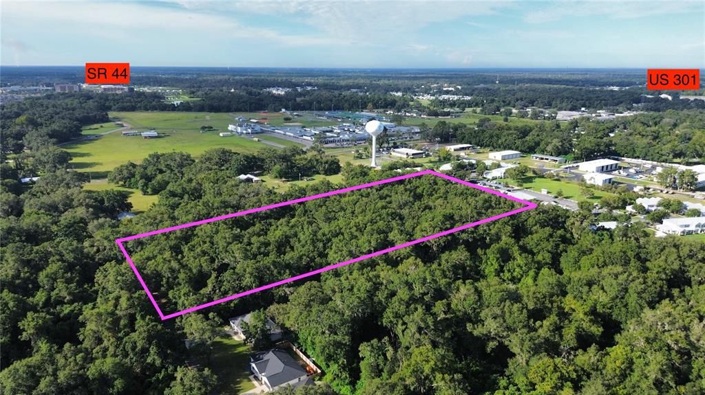 На продажу: $400,000 (3.80 acres)