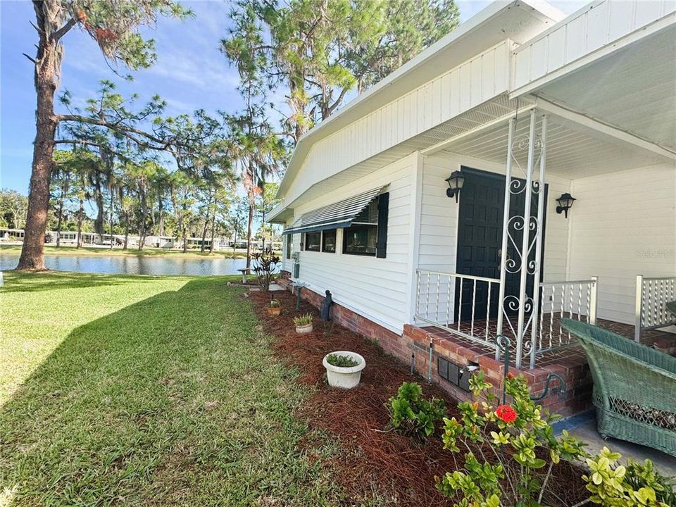 待售: $239,000 (3 贝兹, 2 浴室, 1936 平方英尺)