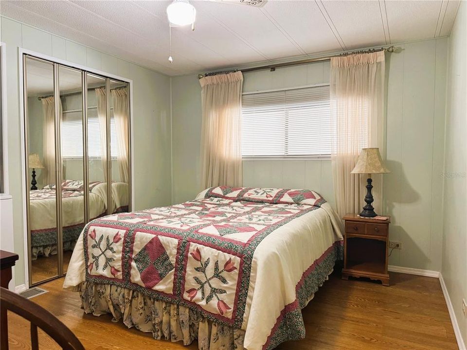 待售: $239,000 (3 贝兹, 2 浴室, 1936 平方英尺)