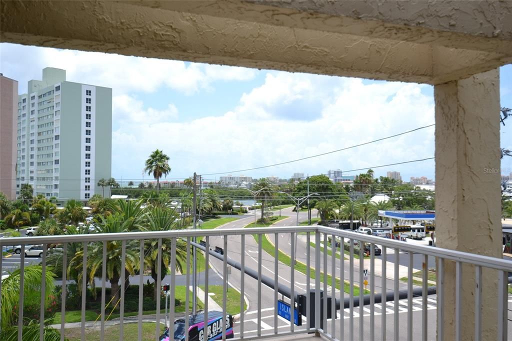 For Rent: $3,900 (2 beds, 2 baths, 1090 Square Feet)