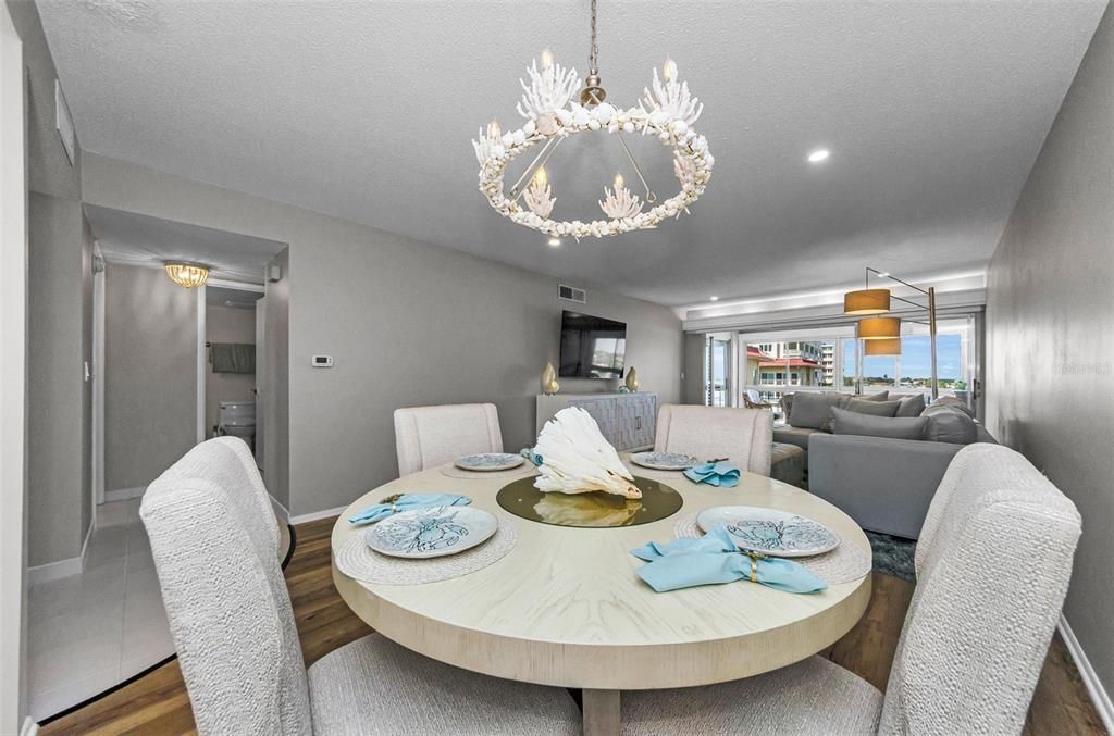 For Rent: $3,900 (2 beds, 2 baths, 1090 Square Feet)