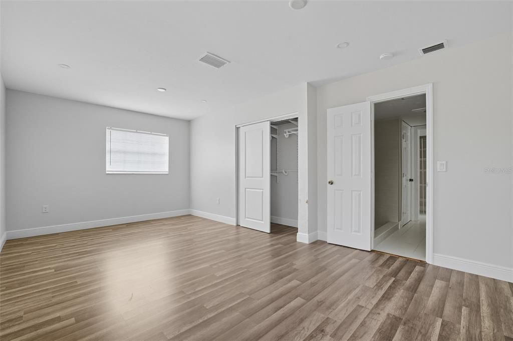 For Sale: $499,000 (4 beds, 3 baths, 2149 Square Feet)