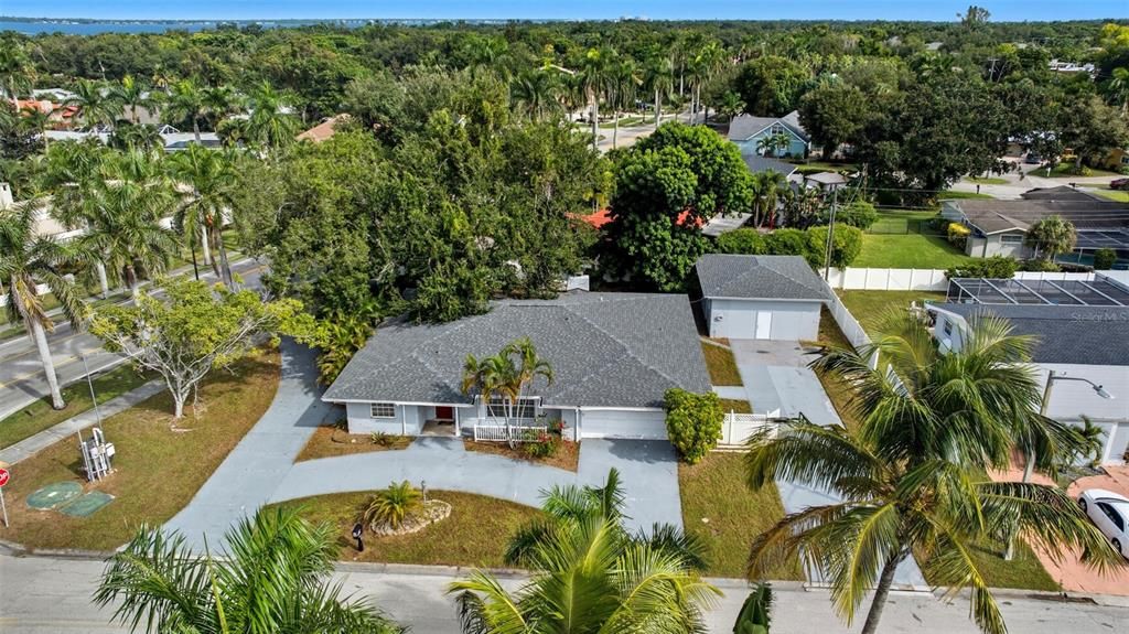 For Sale: $499,000 (4 beds, 3 baths, 2149 Square Feet)