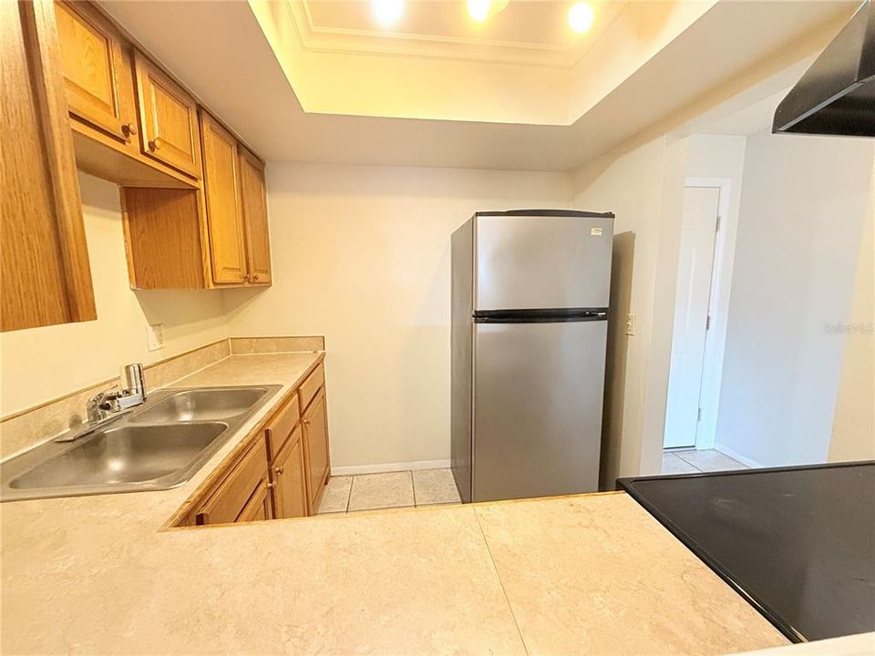 Activo con contrato: $99,000 (1 camas, 1 baños, 825 Pies cuadrados)