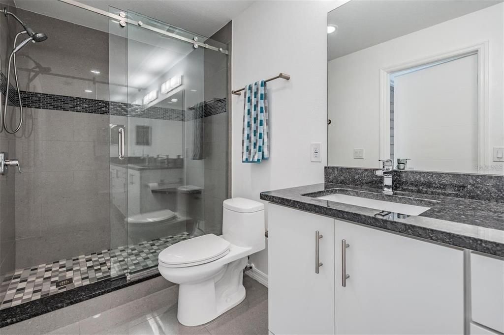 待售: $1,095,000 (4 贝兹, 4 浴室, 3000 平方英尺)