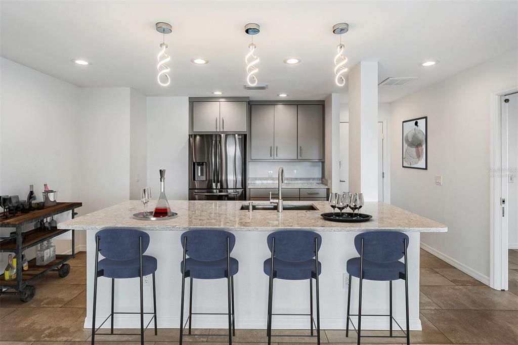 待售: $1,095,000 (4 贝兹, 4 浴室, 3000 平方英尺)