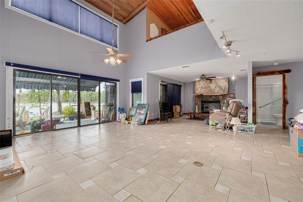 Active With Contract: $699,000 (3 beds, 3 baths, 1761 Square Feet)