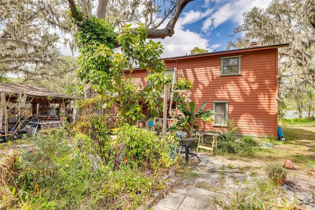 Active With Contract: $699,000 (3 beds, 3 baths, 1761 Square Feet)