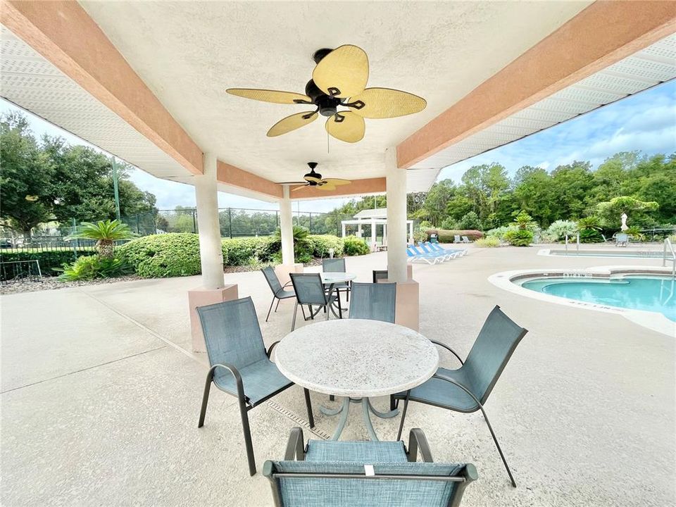 En Venta: $364,900 (3 camas, 2 baños, 1920 Pies cuadrados)