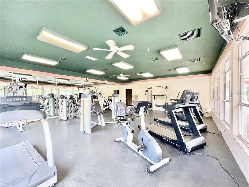 En Venta: $364,900 (3 camas, 2 baños, 1920 Pies cuadrados)