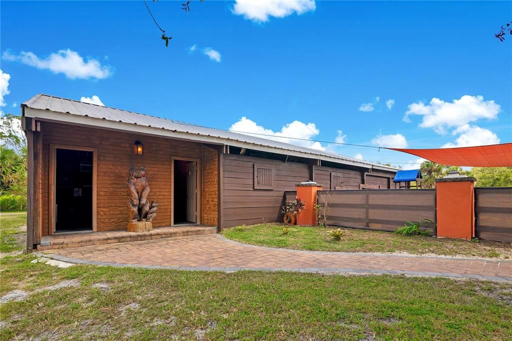 待售: $999,000 (4 贝兹, 4 浴室, 1724 平方英尺)