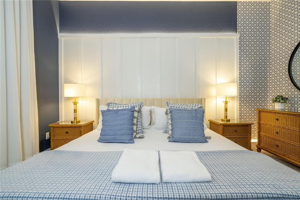 Под контрактом: $275,000 (3 спален, 2 ванн, 1227 Квадратных фут)