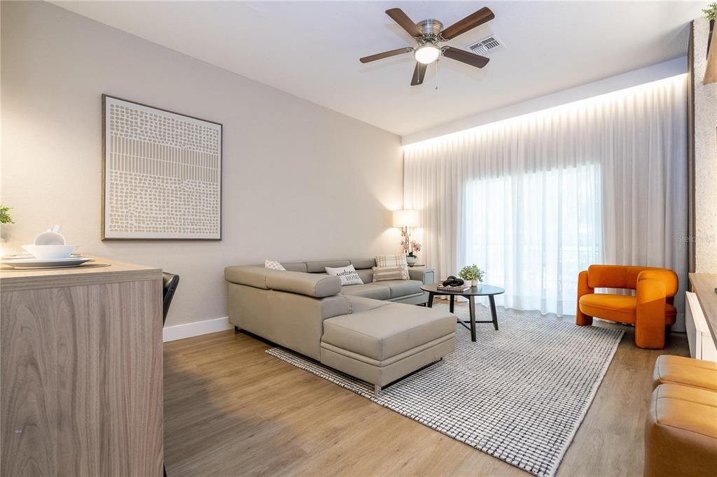 Под контрактом: $275,000 (3 спален, 2 ванн, 1227 Квадратных фут)