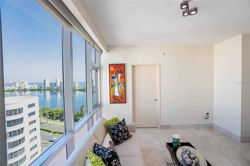 En Renta: $14,000 (3 camas, 3 baños, 3005 Pies cuadrados)