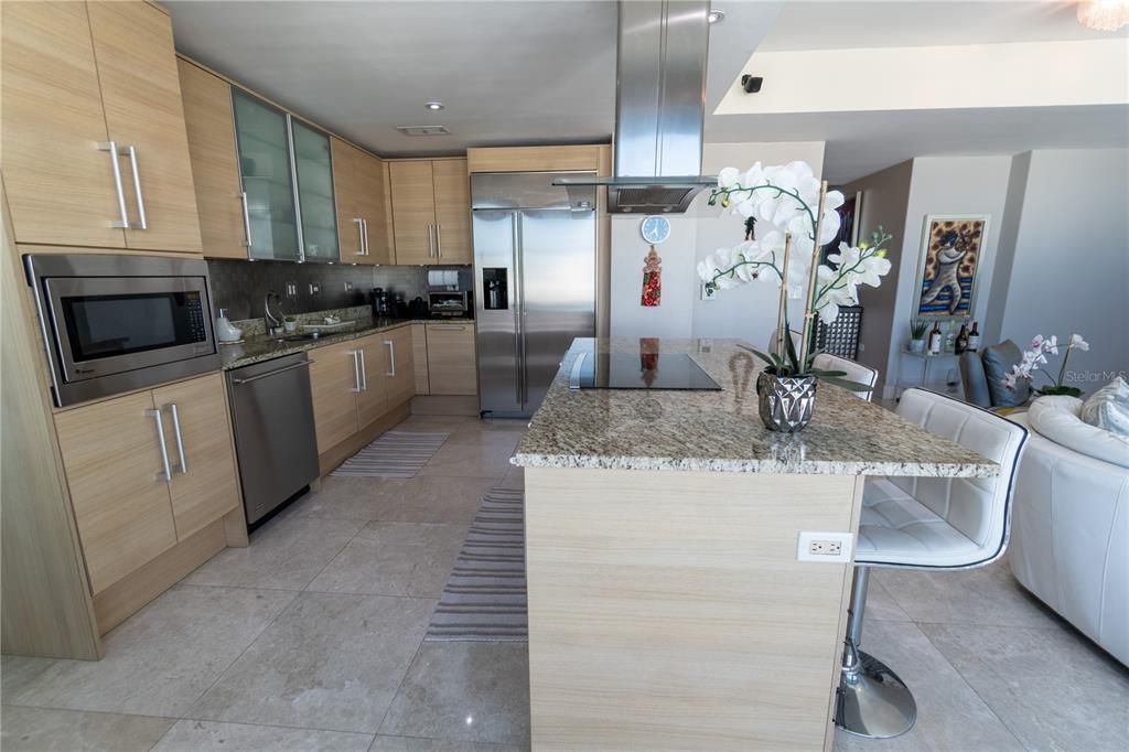 En Renta: $14,000 (3 camas, 3 baños, 3005 Pies cuadrados)