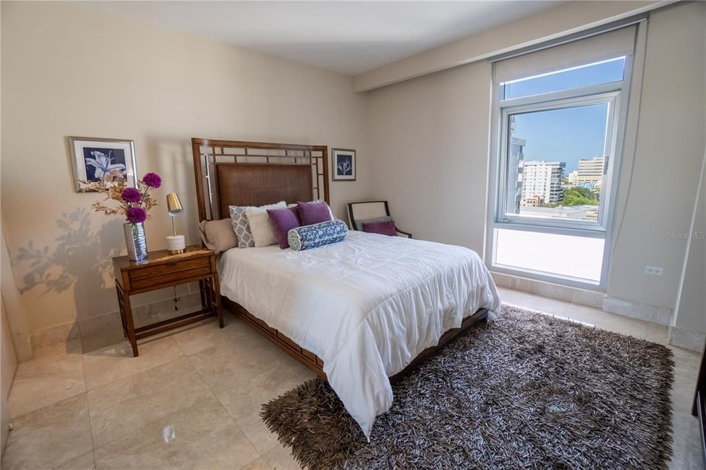 En Renta: $14,000 (3 camas, 3 baños, 3005 Pies cuadrados)