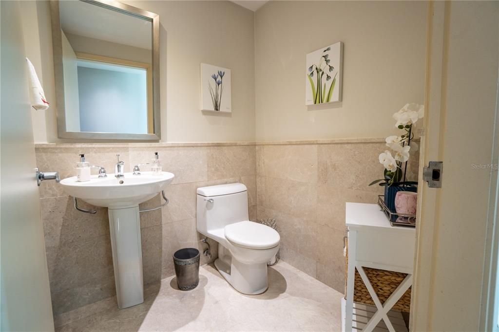 En Renta: $14,000 (3 camas, 3 baños, 3005 Pies cuadrados)