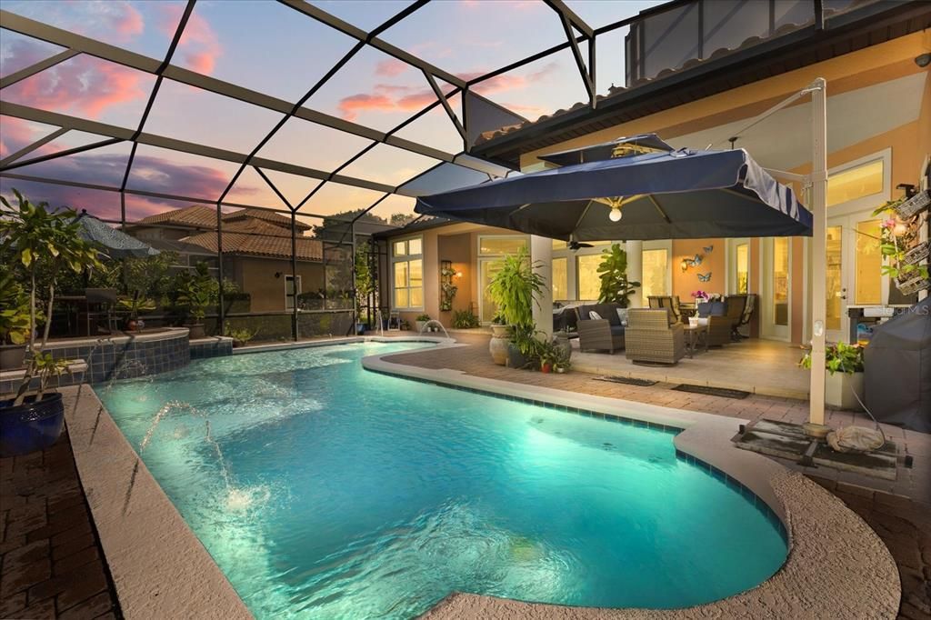 Activo con contrato: $1,225,000 (5 camas, 4 baños, 4175 Pies cuadrados)