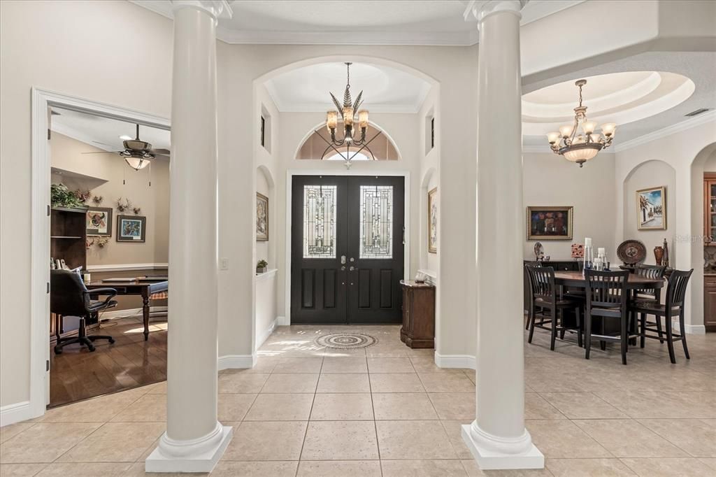 Activo con contrato: $1,225,000 (5 camas, 4 baños, 4175 Pies cuadrados)