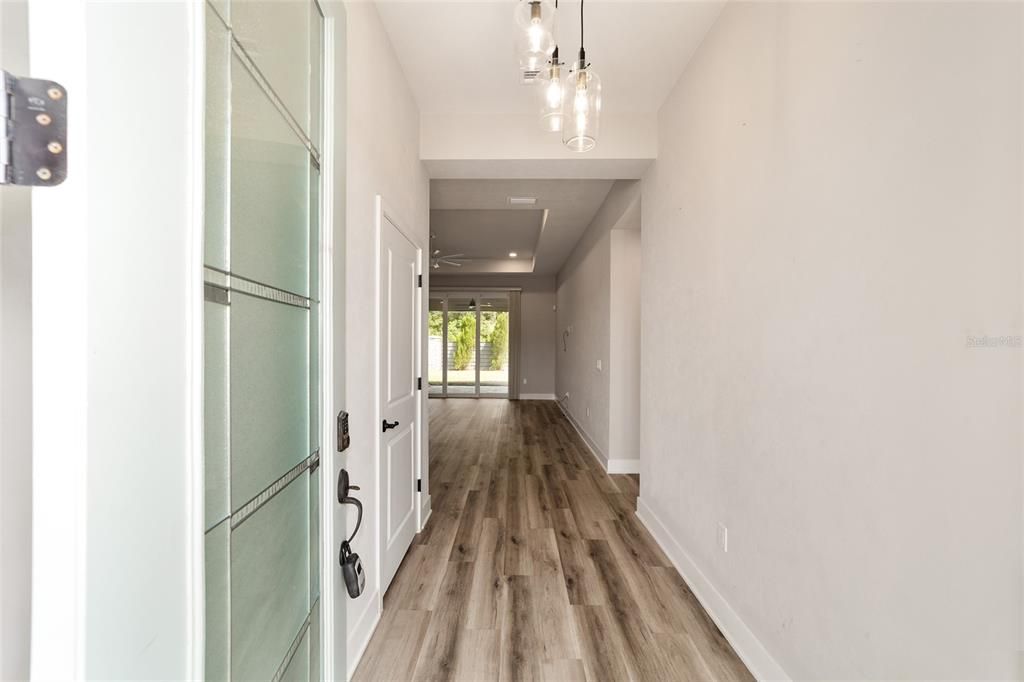 Active With Contract: $685,000 (5 beds, 4 baths, 2814 Square Feet)