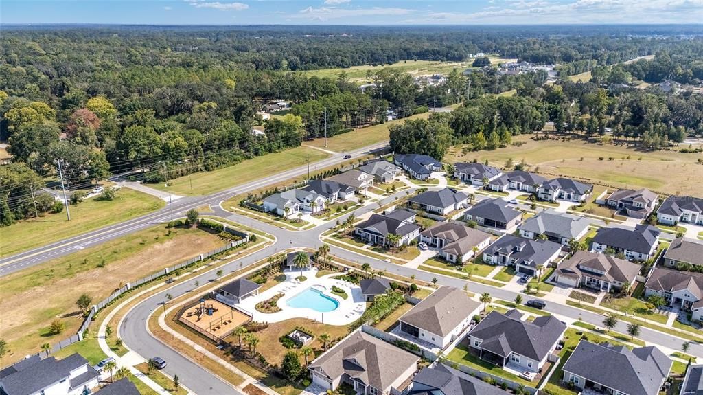 Active With Contract: $685,000 (5 beds, 4 baths, 2814 Square Feet)