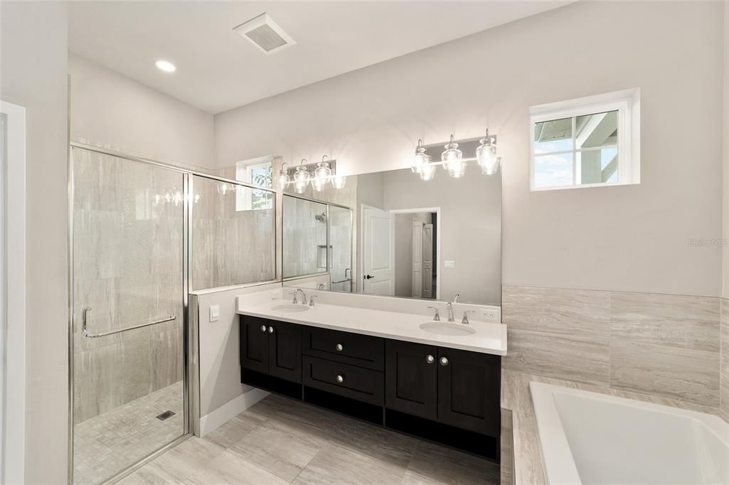 Active With Contract: $685,000 (5 beds, 4 baths, 2814 Square Feet)