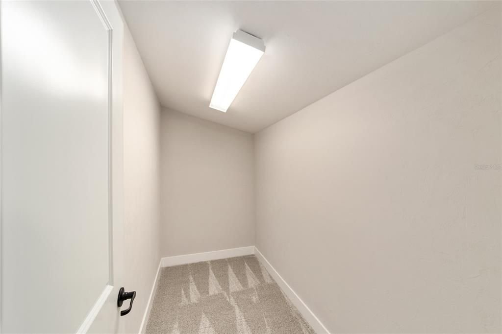 Active With Contract: $685,000 (5 beds, 4 baths, 2814 Square Feet)