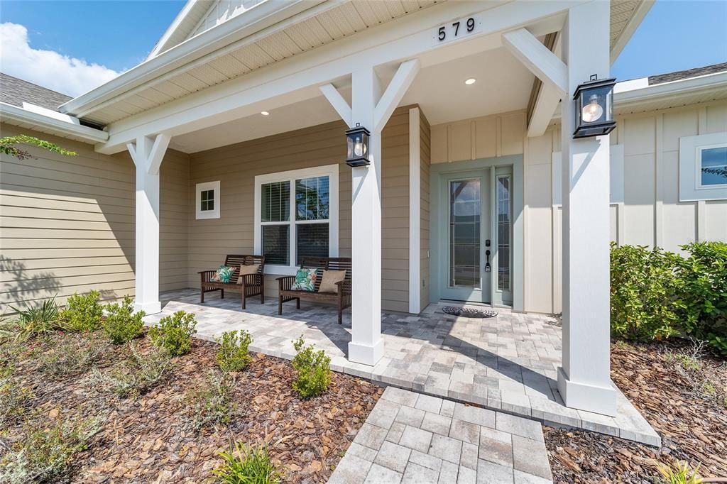 Active With Contract: $685,000 (5 beds, 4 baths, 2814 Square Feet)