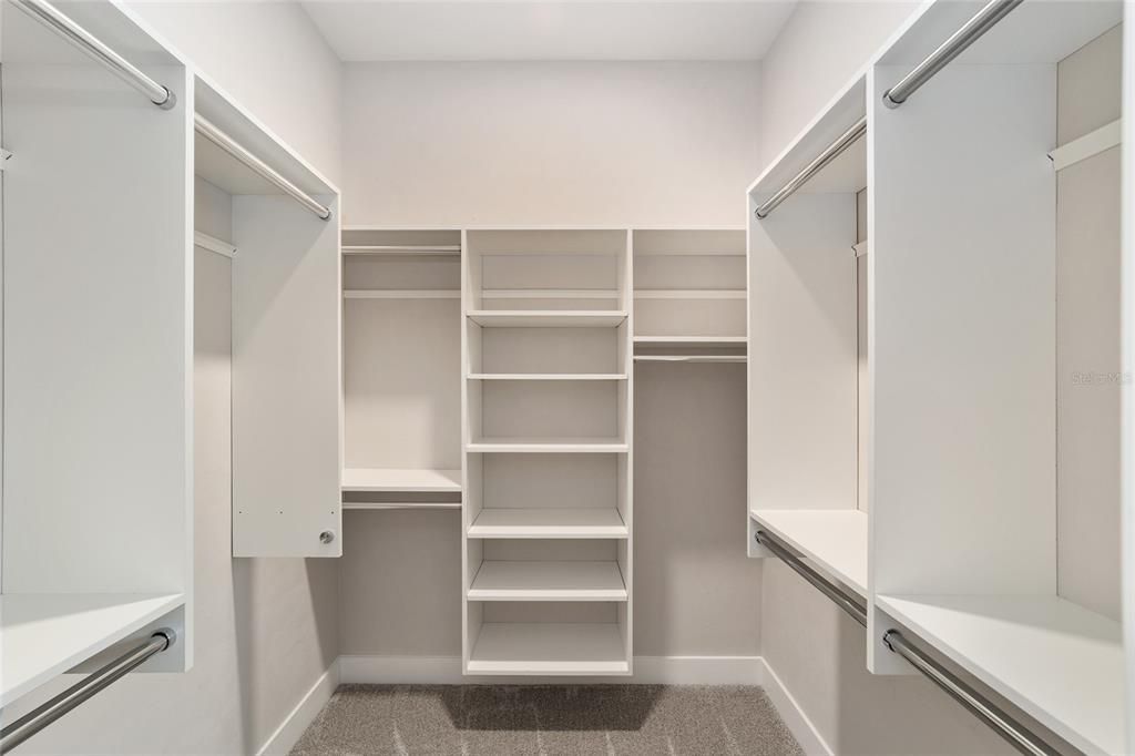 Active With Contract: $685,000 (5 beds, 4 baths, 2814 Square Feet)