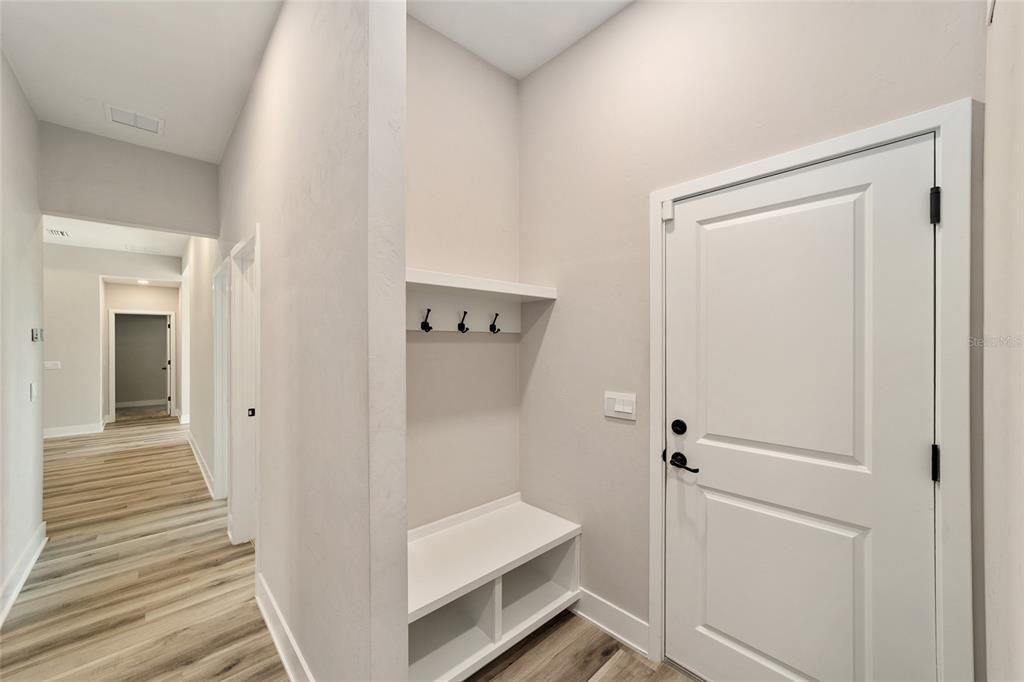 Active With Contract: $685,000 (5 beds, 4 baths, 2814 Square Feet)