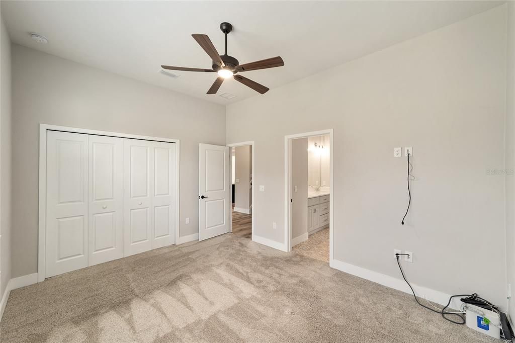 Active With Contract: $685,000 (5 beds, 4 baths, 2814 Square Feet)