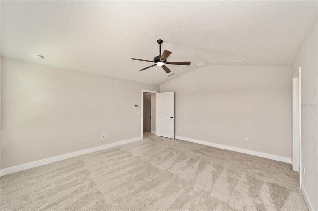 Active With Contract: $685,000 (5 beds, 4 baths, 2814 Square Feet)