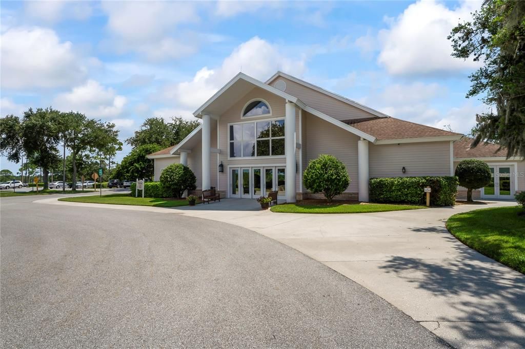 Activo con contrato: $389,000 (3 camas, 2 baños, 1749 Pies cuadrados)